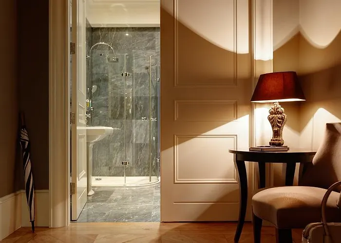 Penthouse Suite
